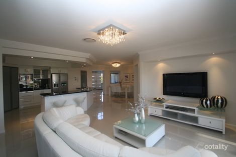 Property photo of 5 North Quay Drive Biggera Waters QLD 4216