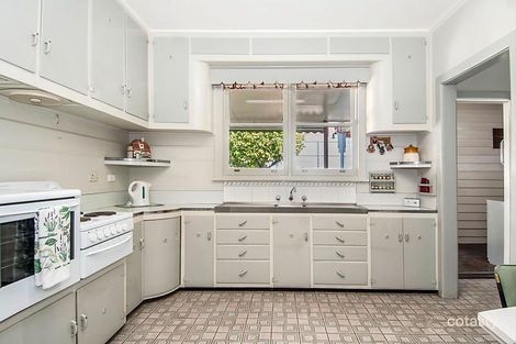 Property photo of 20 Valencia Street Aberfeldie VIC 3040