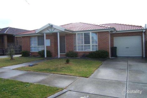 Property photo of 1/30 Perrett Avenue St Albans VIC 3021