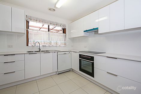 8 Flecker Pl, Florey, ACT 2615