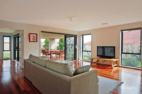 Property photo of 12 Myall Close Nowra NSW 2541