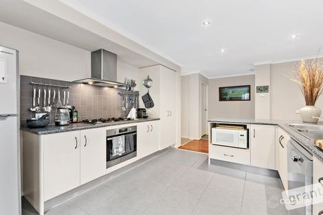 Property photo of 63 Leigh Drive Pakenham VIC 3810