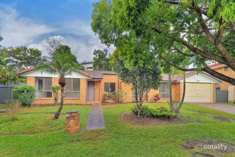 12 CASTOR AVE, COORPAROO, QLD 4151