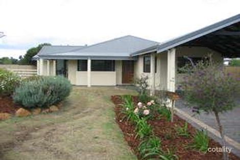 Property photo of 16 Brookland Loop Dunsborough WA 6281