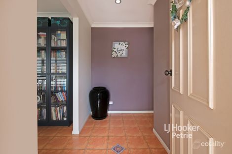 Property photo of 6A Valmadre Court Petrie QLD 4502