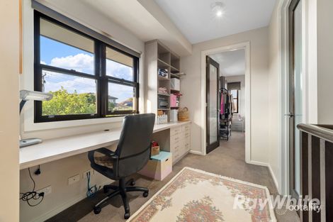 Property photo of 25B Oakdene Crescent Carnegie VIC 3163