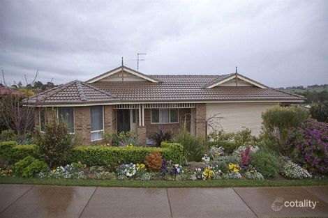 65 Walker Dr, Drouin, VIC 3818