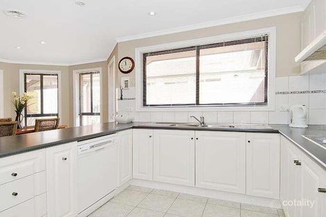 Property photo of 80 Wattle Valley Drive Hillside VIC 3037
