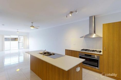 Property photo of 24 Cuddlepie Turn Banksia Grove WA 6031