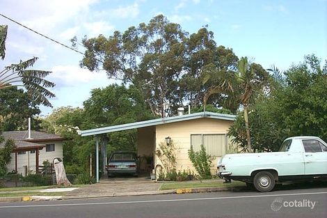 34 Ridgeway Ave, Southport, QLD 4215