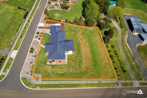 Property photo of 19 Hillview Close Nilma VIC 3821