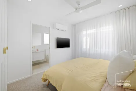 Property photo of 9 Dune Way Banya QLD 4551