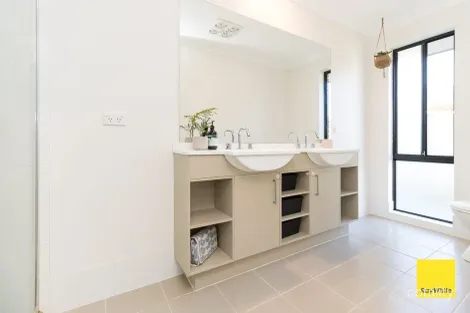 Property photo of 15 Angus Place Bungendore NSW 2621