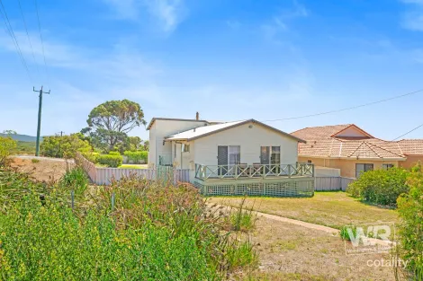 Property photo of 16 Rossiter Road Goode Beach WA 6330