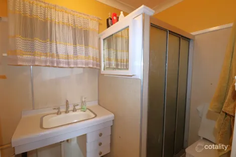 Property photo of 80 Coronation Avenue Glen Innes NSW 2370