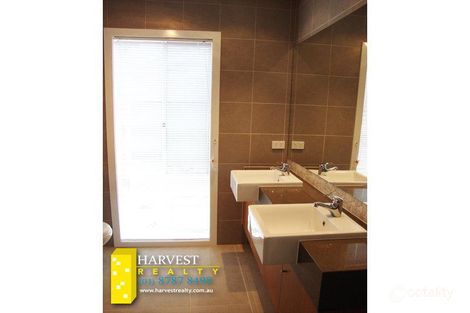 Property photo of 13 Rahni Close Narre Warren VIC 3805