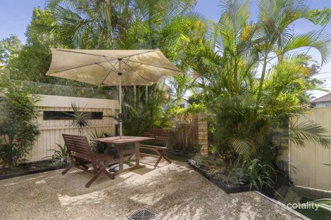 Property photo of 2/20 Dalmore Street Ashgrove QLD 4060