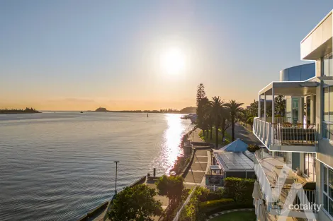 Property photo of 10/304 Wharf Road Newcastle NSW 2300
