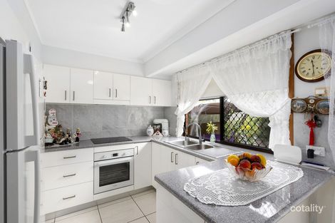 Property photo of 1/23 Richard Crescent Highland Park QLD 4211