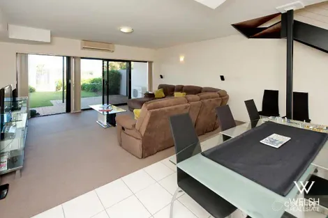 Property photo of 2 Kulbardi Loop Ascot WA 6104