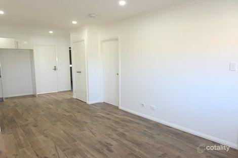 Property photo of 72 Innisfail Road Wakeley NSW 2176