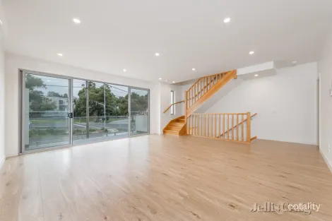 2/323 Maroondah Hwy, Ringwood, VIC 3134