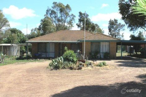 Property photo of 11 Biggins Lane Heathcote VIC 3523