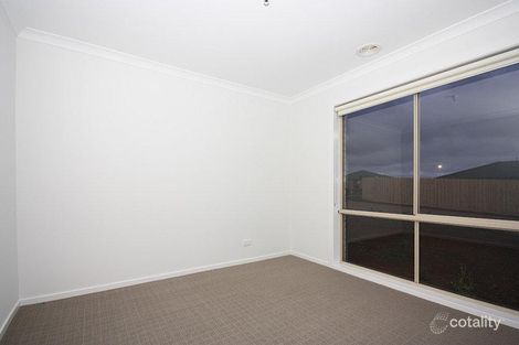 Property photo of 4 Ninth Mews Maddingley VIC 3340