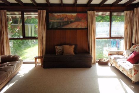 Property photo of 63 Rowan Crescent Merewether NSW 2291
