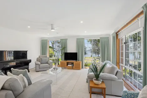 Property photo of 9 Lakeside Close Bonnells Bay NSW 2264