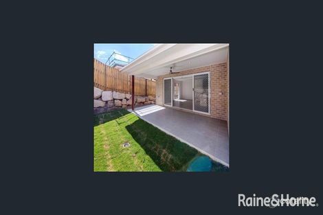 Property photo of 32 Kenneth Drive Augustine Heights QLD 4300