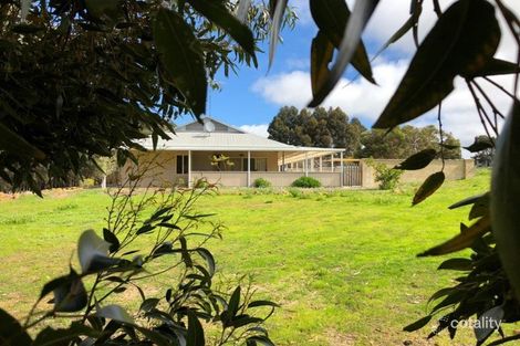 232 Harvester Dr, Toodyay, WA 6566