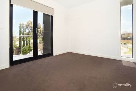 Property photo of 6/5-6 Chelsworth Place Caroline Springs VIC 3023