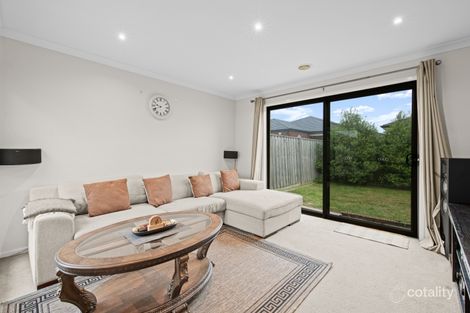 Property photo of 58 Moxham Drive Clyde North VIC 3978