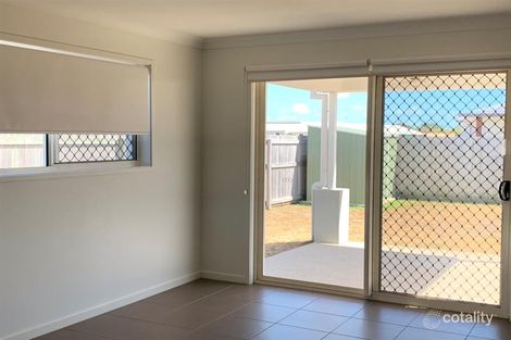 Property photo of 1/10 Somerset Drive Andergrove QLD 4740