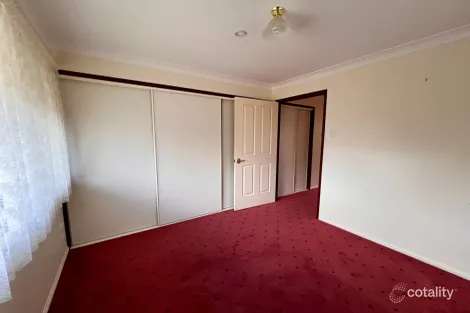 Property photo of 11/23-25 Granite Street Stanthorpe QLD 4380