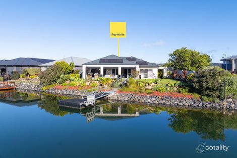 Property photo of 36 Central Drive Victor Harbor SA 5211