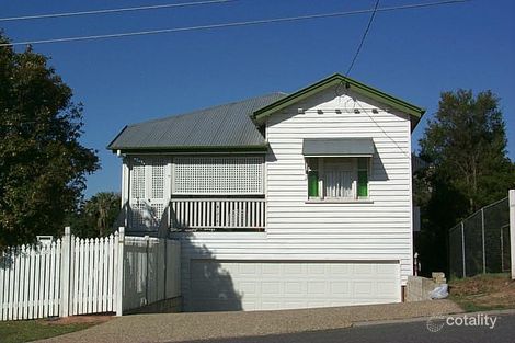 16 Dudley St, Bardon, QLD 4065