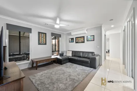 Property photo of 18 Bonnor Street Sunbury VIC 3429