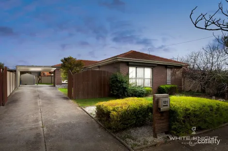 Property photo of 12 Zara Court Albanvale VIC 3021