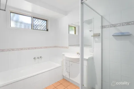 Property photo of 51 Lipscombe Road Deception Bay QLD 4508
