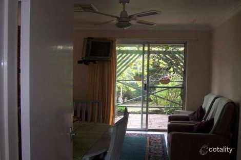 Property photo of 32 Lensham Place Armadale WA 6112