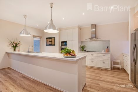 Property photo of 17 Diamond Drive Werribee VIC 3030