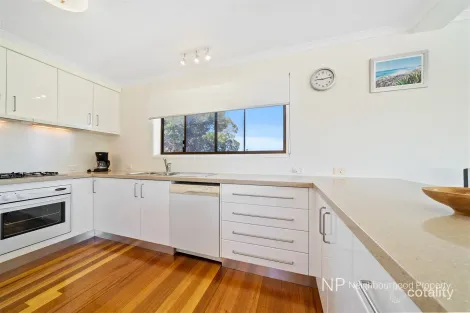 Property photo of 20 Mermaid Street Dunwich QLD 4183
