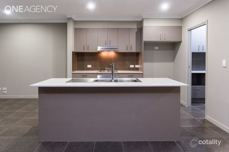 Property photo of 109 Eversleigh Road Scarborough QLD 4020