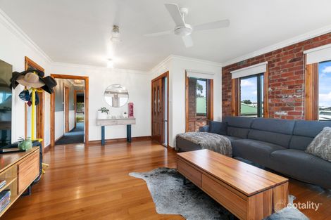 Property photo of 151 Underbank Boulevard Bacchus Marsh VIC 3340