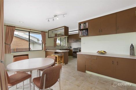 Property photo of 19 Kaye Court Dandenong North VIC 3175