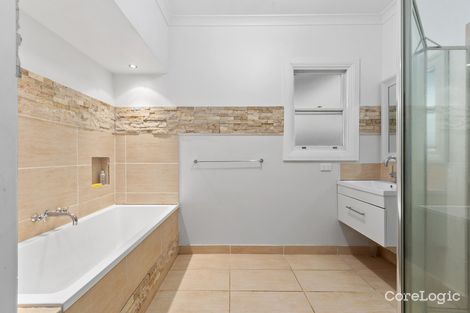 Property photo of 17 Reeve Street Sale VIC 3850