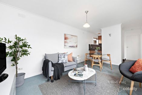 Property photo of 15/13 Hopetoun Avenue Brunswick West VIC 3055