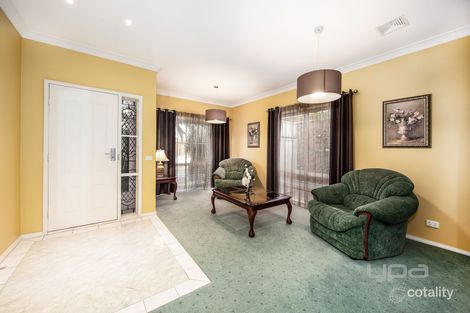Property photo of 7 Ashby Lane Caroline Springs VIC 3023